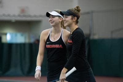 chloe lomans|Women’s Tennis Completes First Fall Tournament.